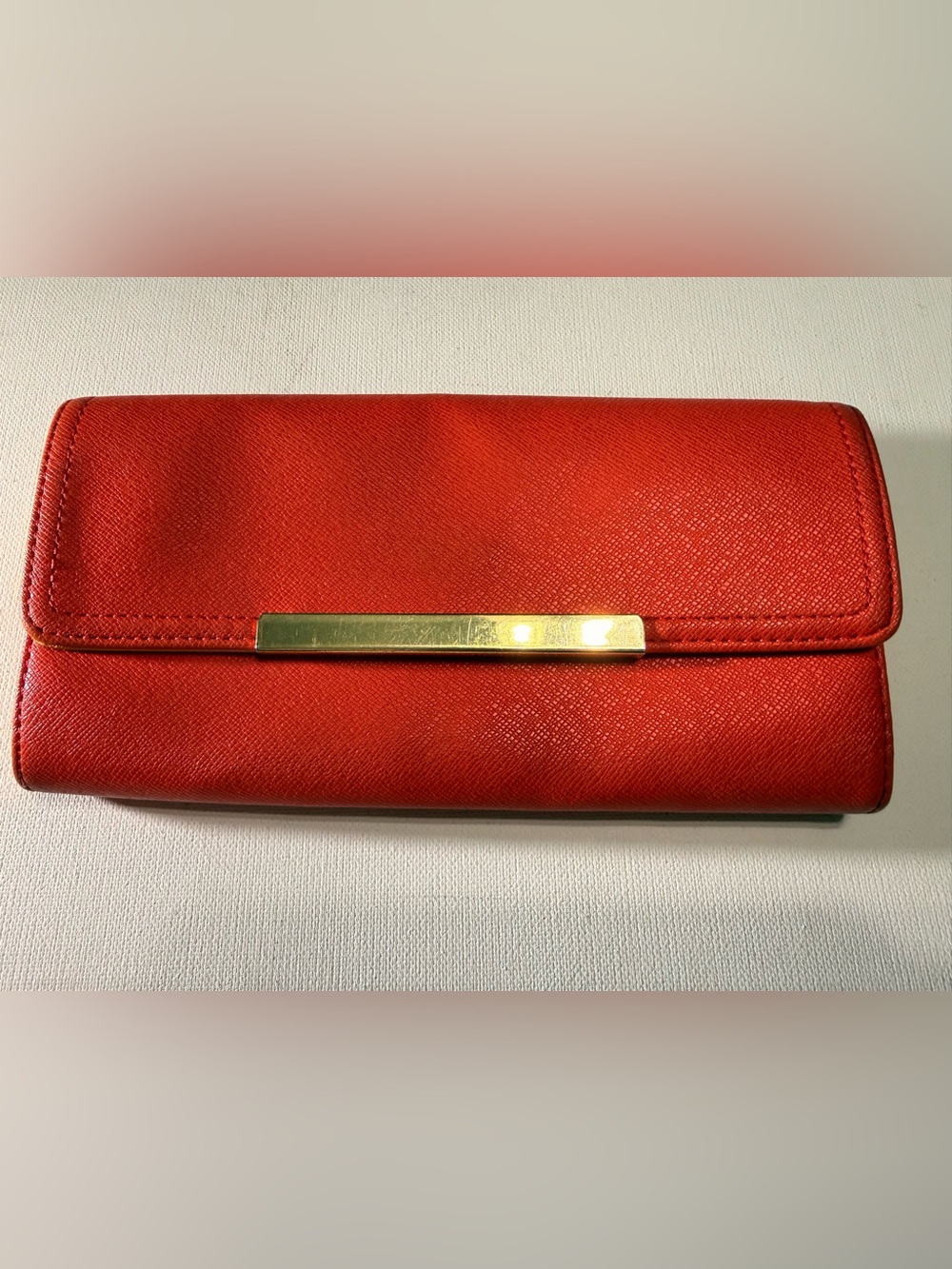 Sleek Red Women's Clutch Wallet with Gold Accent